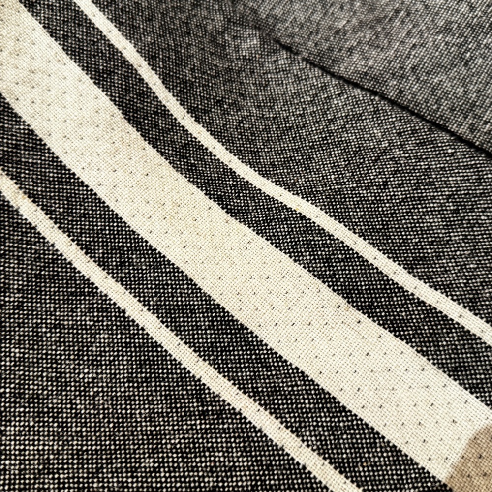DIOR wool gray Tweed Cape Poncho Pre-Fall 2017 - Picture 12 of 16